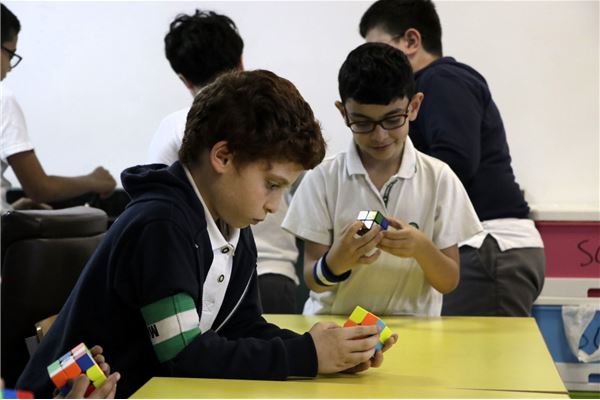AY_2324_Rubik’s_cube_grade_3_competition